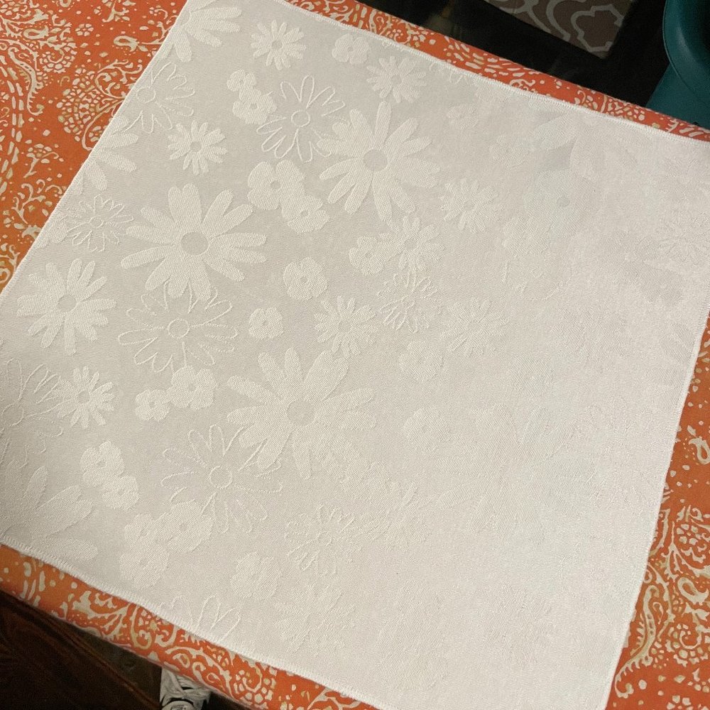 White Cloth Napkins